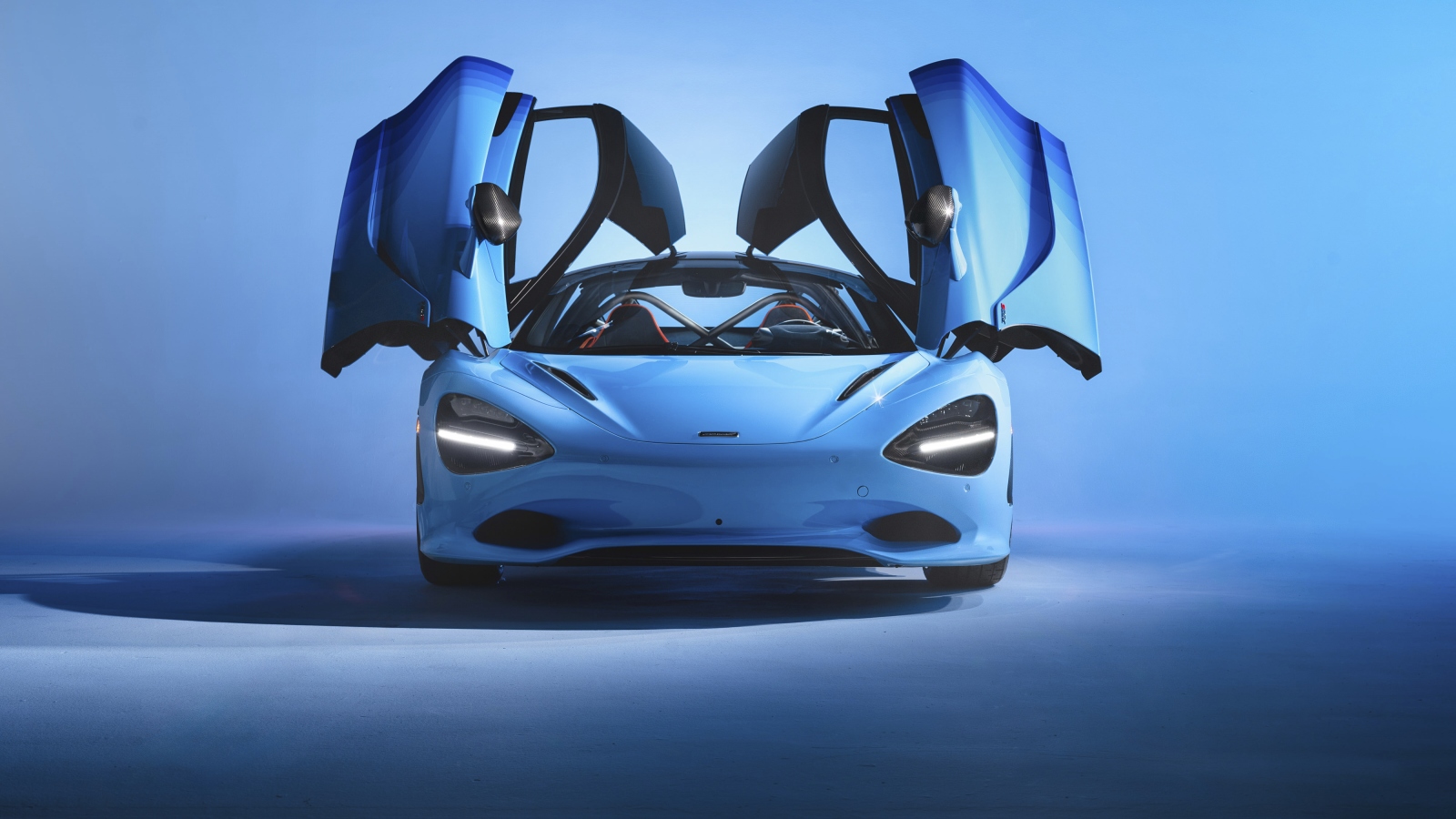 Ảnh chi tiết McLaren 750S sở hữu lớp sơn quang phổ của MSO