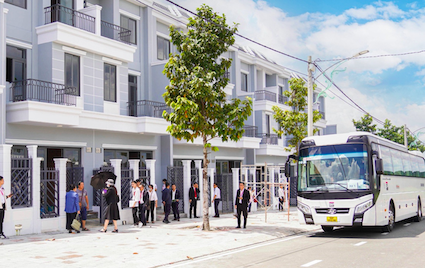 Nhà đầu tư bất động sản tranh thủ “gom hàng