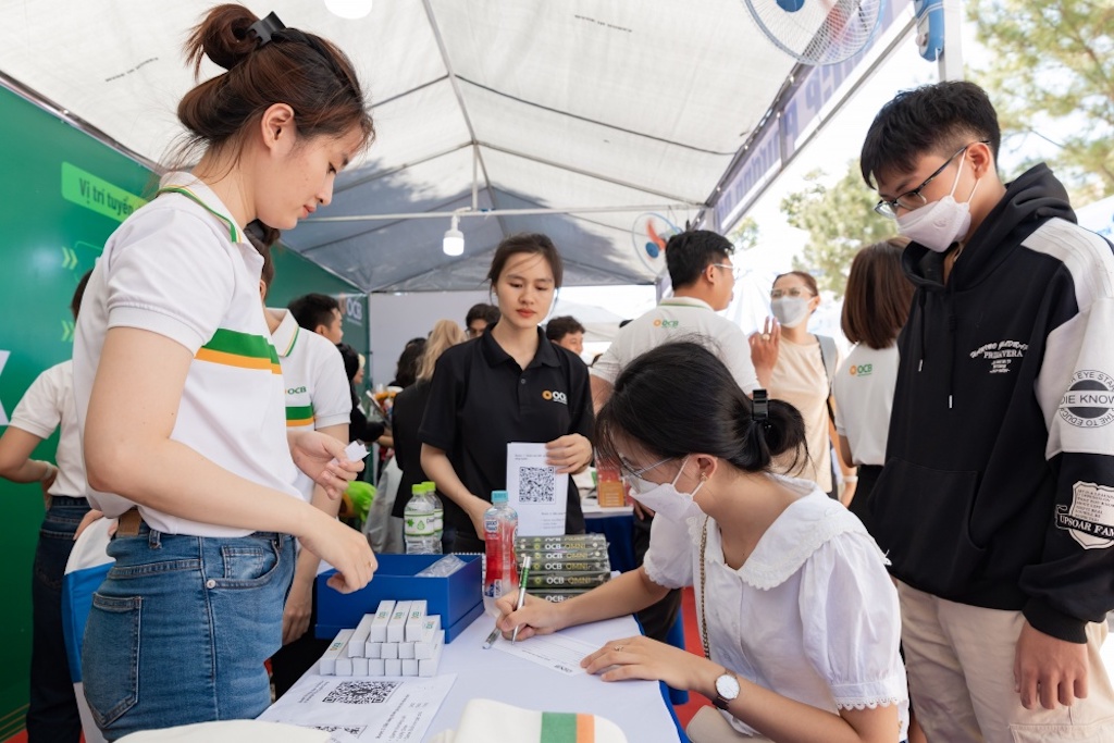 Dự kiến 7.000 - 8.000 sinh viên có việc làm tại Ngày hội thực tập và việc làm lần thứ 16 do Đại học Ngân hàng TP.HCM tổ chức