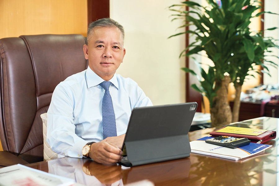 Ông Phan Đình Tuệ - Chủ tịch HĐQT Bamboo Airways: “Điều giá trị nhất trong mỗi cuộc đời là sống tử tế”