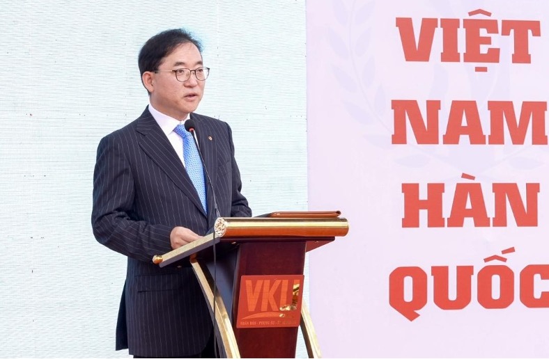 Hanwha Life đồng hành cùng Kỳ thi Olympic Tin học Miền Trung và Tây Nguyên, phát triển nhân tài ngành CNTT-TT và tài chính tại Việt Nam