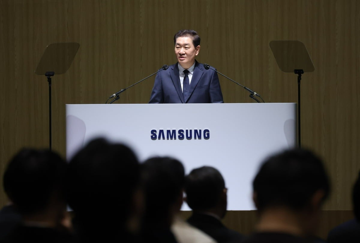 Ai sẽ dẫn dắt Samsung sau khi CEO Han Jong Hee qua đời?