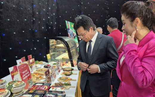 Tàu hỏa sẽ bán suất ăn như trên máy bay