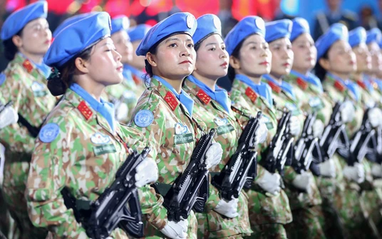 Hào hùng diễu binh, diễu hành Đại lễ 30-4