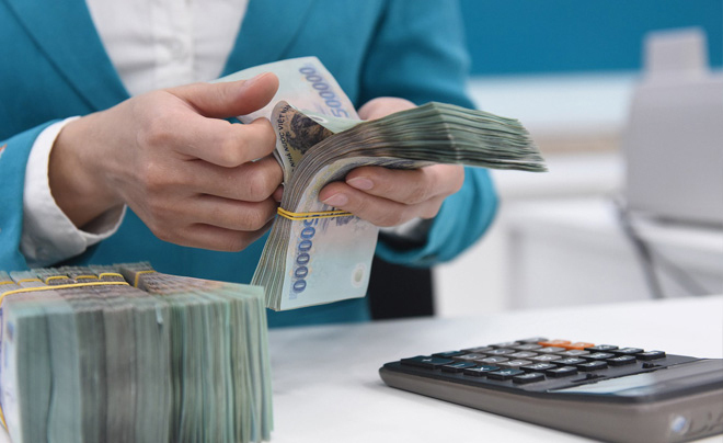 Sau nửa năm im ắng, lãi suất huy động cuối năm sẽ bùng nổ?