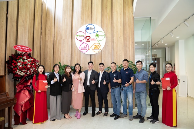 Diamond Lab nhận bàn giao 2 máy Cad/cam SDM6T Camdent từ Vtech