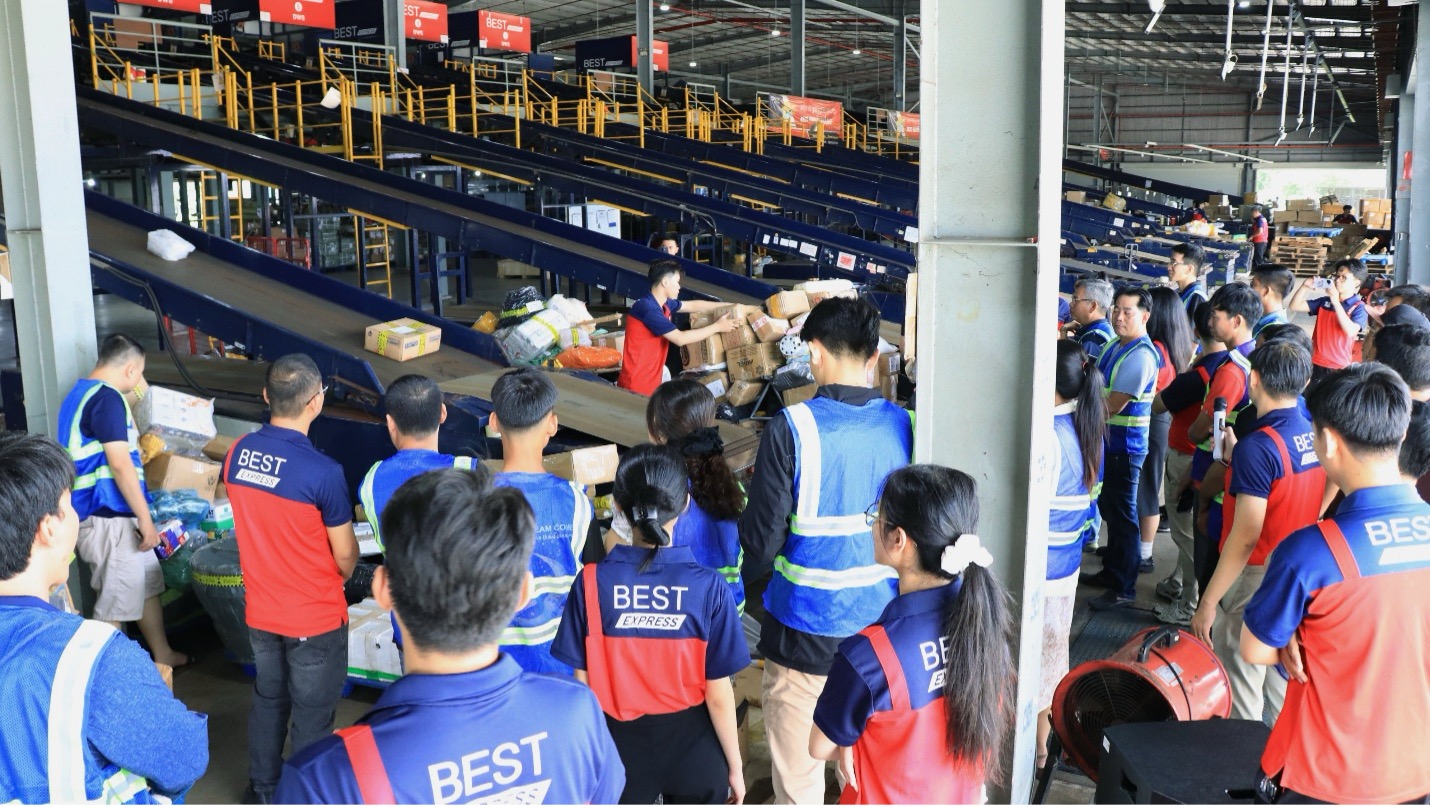 Công nghệ xử lý hàng hóa hiện đại của BEST Express thuyết phục nhà đầu tư hợp tác nhượng quyền