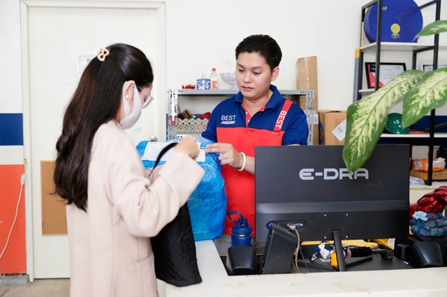 Shop online hài lòng với những đổi mới công nghệ của BEST Express