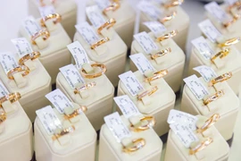 Giá vàng hôm nay 26/12: Ngừng tăng, vẫn giữ được đỉnh lịch sử