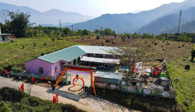 Japan’s casual wear brand builds school for mountain children in central Vietnam