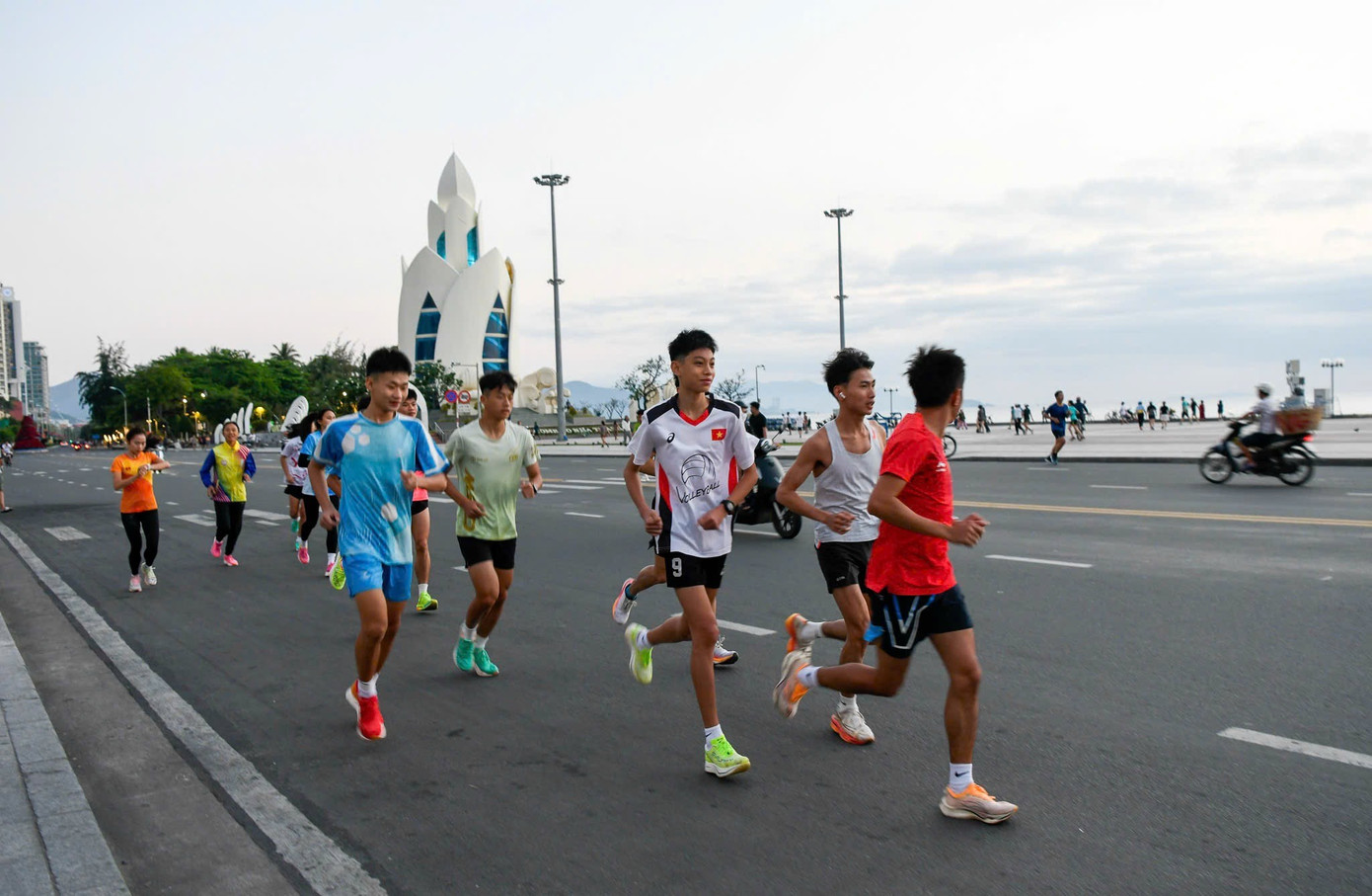 Khi những cung đường chạy bộ trở thành” Bước đà” để cả cộng đồng tiến lên