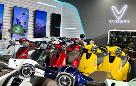 Người Việt đổ xô mua xe máy điện, VinFast ghi nhận lượng đơn hàng cao nhất từ trước đến nay